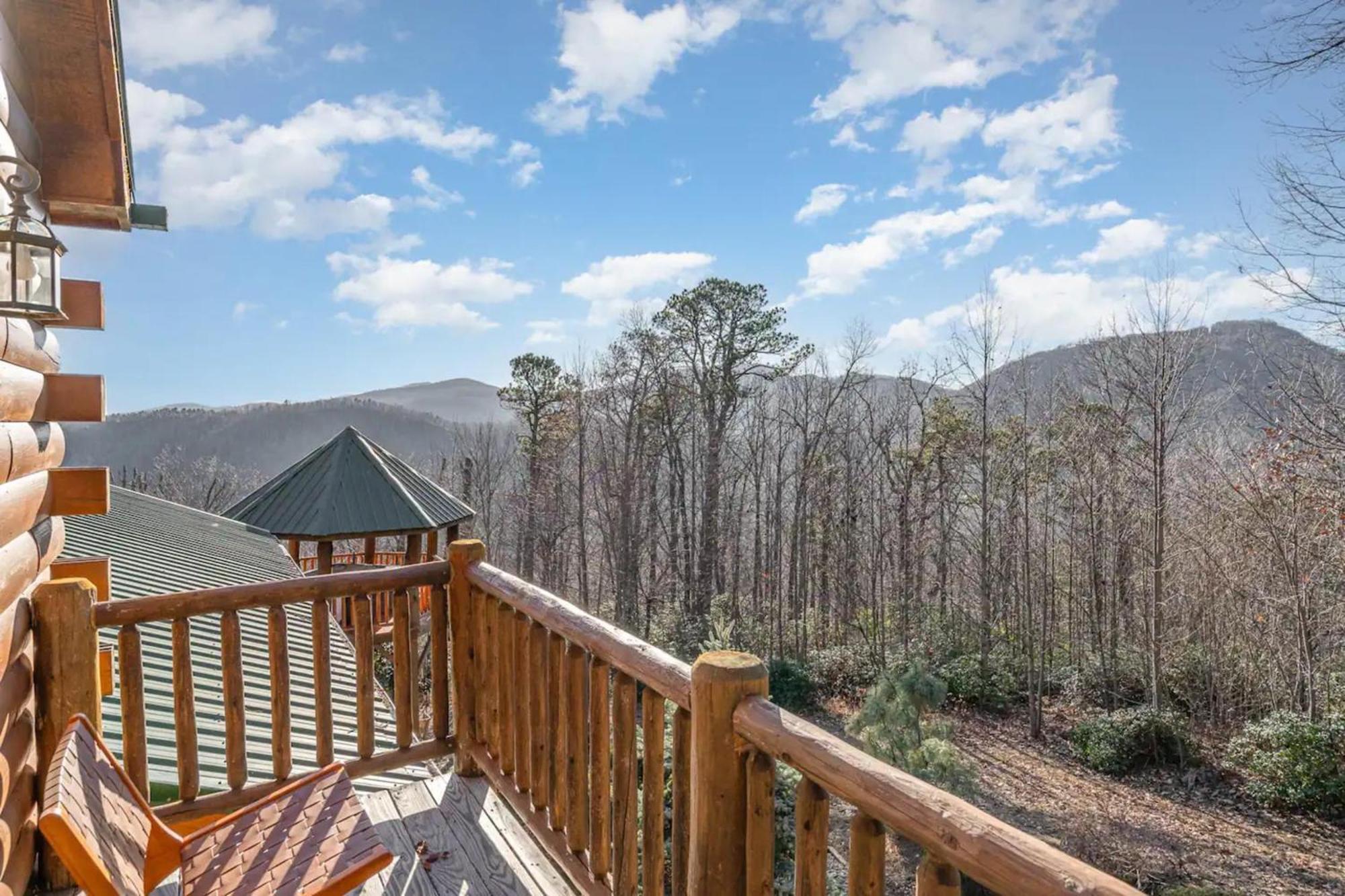 Enchanting Mountain Oasis Old Fort Exterior foto